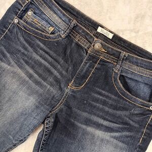 Mudd 15 34x32‎ Womens Bootcut Whiskered Distressed Dark Wash Denim Jeans